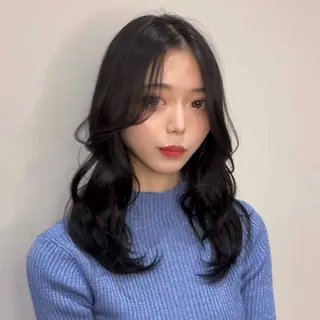 セミロング ハッシュカット🖤✨ 顔周り/韓国ヘアのヘアスタイル