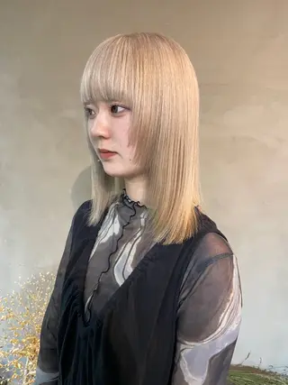 カラー 石江 奈琉のヘアスタイル