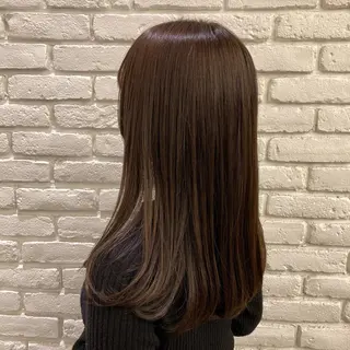ロング カラー 濱地 美乃理のヘアスタイル