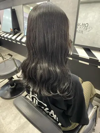 セミロング 縮毛矯正・髪質改善 特化 出納 直起のヘアスタイル