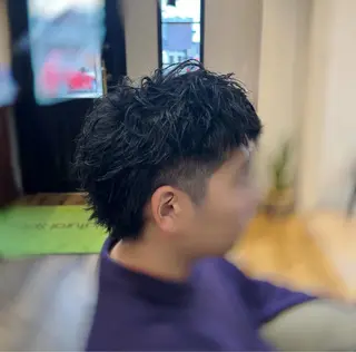 ショート フカモト カエデのヘアスタイル