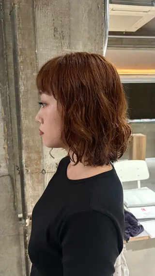 カラー 安藤 まりのヘアスタイル