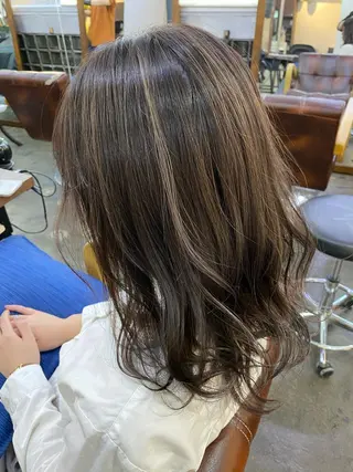 セミロング カラー ヘアアレンジ 【艶髪×韓国風】 毛流れ職人 RYOのヘアスタイル