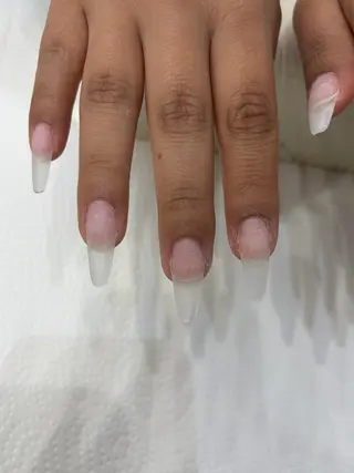 ネイル Salondevi2 isanaのネイルデザイン