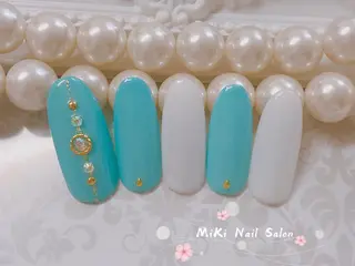 ネイル MiKi Nai池袋 長さだし得意のネイルデザイン