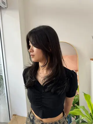 ロング レイヤーカット ベージュ/KANAのヘアスタイル