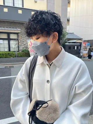 ショート 早瀬裕之 パーマのヘアスタイル