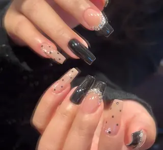 ネイル Pure&Rich Nailのネイルデザイン
