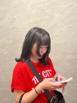 ミディアム カラー 艶髪【カラー支持率 No.1】リノ🪐のヘアスタイル