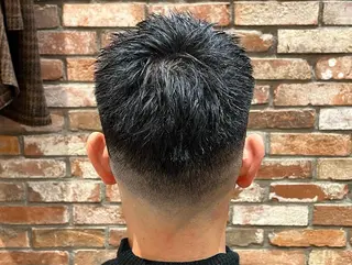 ショート 寺本 竜也のヘアスタイル