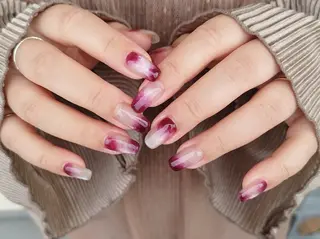 ミディアム 🥀ネイルサロン cotonコトン🥀のネイルデザイン