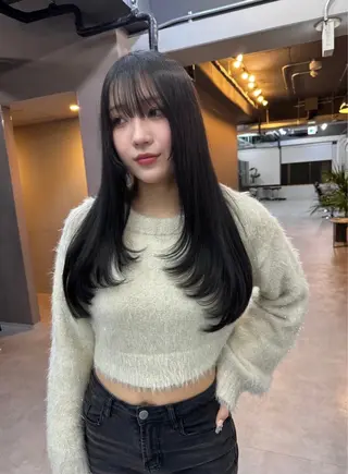 ロング カラー レイヤーカット 韓国風PAOのヘアスタイル