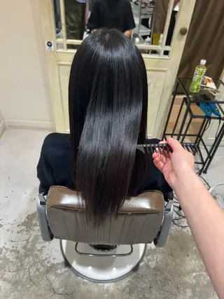 ロング ✨艶髪／透明感カラー ミユ💜のヘアスタイル
