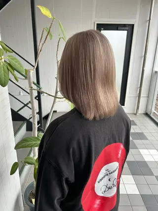 ミディアム ハイトーン/韓国ヘア /艶髪  CHIYOのヘアスタイル