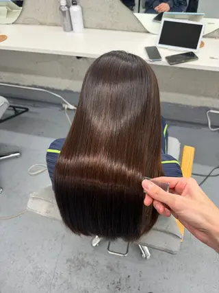 ロング 亀田 泰生のヘアスタイル