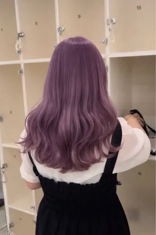 ロング NENE🌿ブリーチ 無しダブルカラーのヘアスタイル