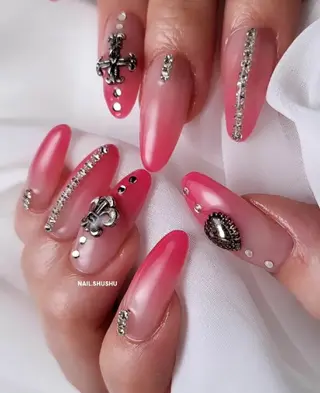 ネイル 3dパーツ/流行り 👧shushu❤️のネイルデザイン