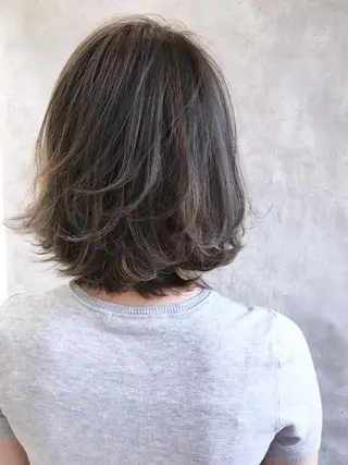 ショート カラー MOU namba ムウナンバのヘアスタイル