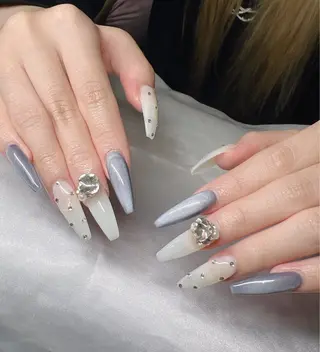 ネイル Lee Nails チップ長さだし専門店のネイルデザイン