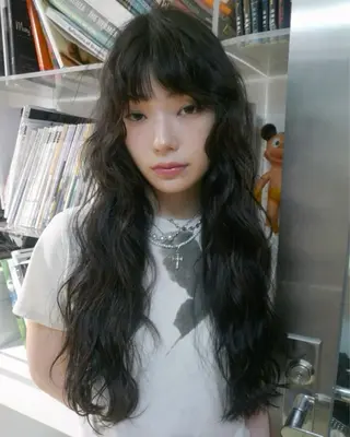 ロング kana shimizuのヘアスタイル