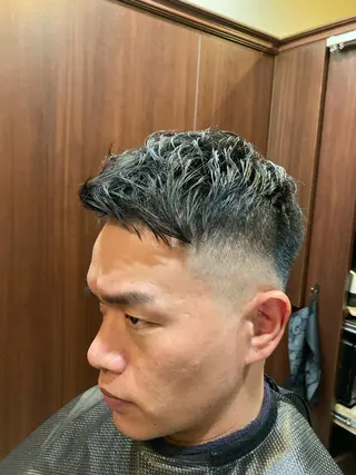 ショート 滝沢 得弘のヘアスタイル