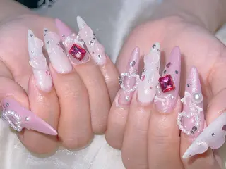 ネイル 🎀ネイルサロン エクラYUI🎀のネイルデザイン