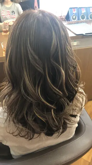 セミロング カラー 髪質改善/美髪矯 正ヤマモトハルキのヘアスタイル