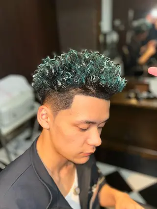 ショート パーマ メンズ 仙庭 風輝のヘアスタイル