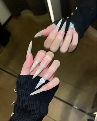 カラー AIN Nailのネイルデザイン