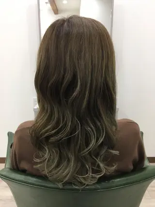 ロング カラー 長塚 翔也のヘアスタイル