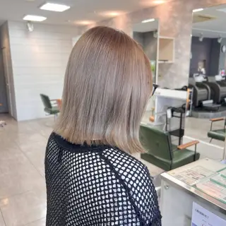 ミディアム カラー レイヤーカット ／艶カラー/若林のヘアスタイル