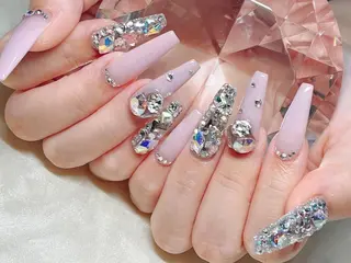 ネイル マツエク・マツパ アイブロウ Nail&eye Belire 新宿のネイルデザイン