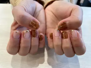 ネイル 成瀬 妃生路のヘアスタイル