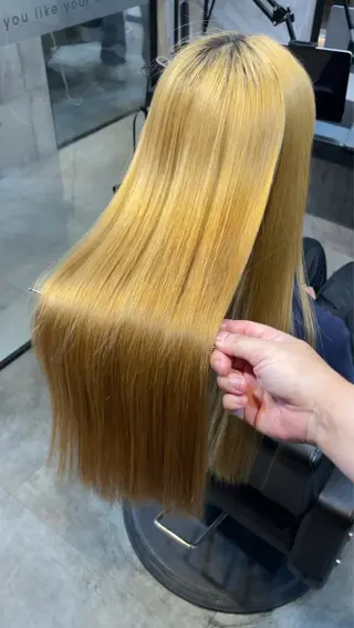 ロング ♦️髪質改善縮毛矯正 美髪💍谷口克也♦️のヘアスタイル