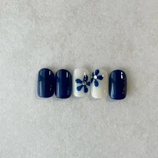 ネイル 🐈⬛ Minamiのネイルデザイン