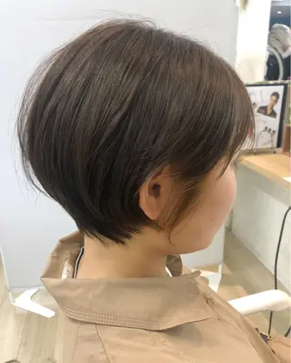 ショート ヤナギウチ エリカのヘアスタイル