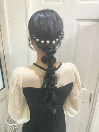 ヘアアレンジ uros.中目黒 moekaのヘアスタイル