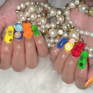 ネイル Feel ‪‪☺︎‬Yuriaのネイルデザイン