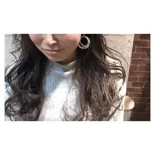 ロング カラー mayu ○のヘアスタイル