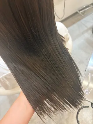 ミディアム カラー 加賀谷 乙葉のヘアスタイル