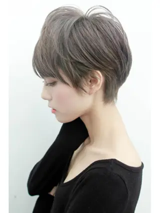 ショート シノハラ ガクト ショート/白髪ぼかしのヘアスタイル