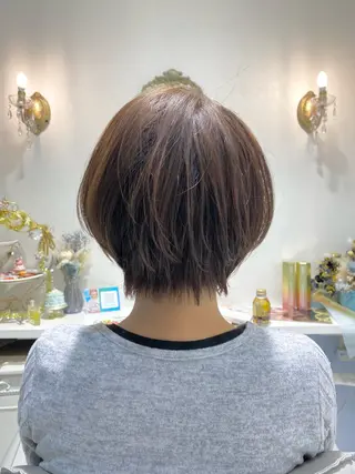 ショート カラー MASUMI／ 川西能勢口LUMIAのヘアスタイル