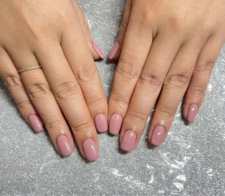 ネイル VIERU 🌈🎀💖のネイルデザイン