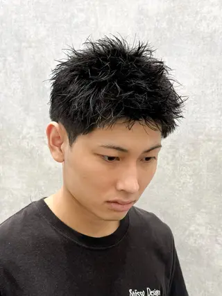 ショート パーマ メンズ 港南台短髪特化 フェザーパーマのヘアスタイル