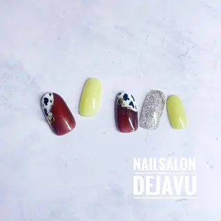 ネイル Nail salon Dejavu 🌿のネイルデザイン
