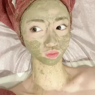 Luanaまつパ脱毛 ハーブピーリング眉毛のマツエク・マツパデザイン