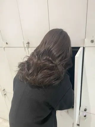 セミロング カラー loely 💞miyuのヘアスタイル