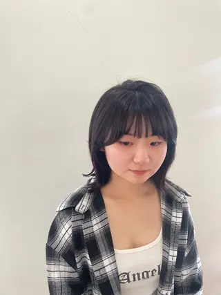 ミディアム mopa_kaede ナチュラル/レイヤーのヘアスタイル
