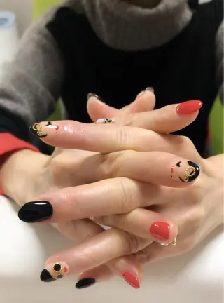 ネイル mano nella manoのネイルデザイン