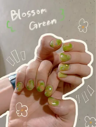 ネイル kanami 🍒⸝⋆のネイルデザイン